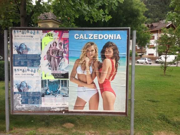 Bilder wie diese begegnen uns an jeder Straßenecke.